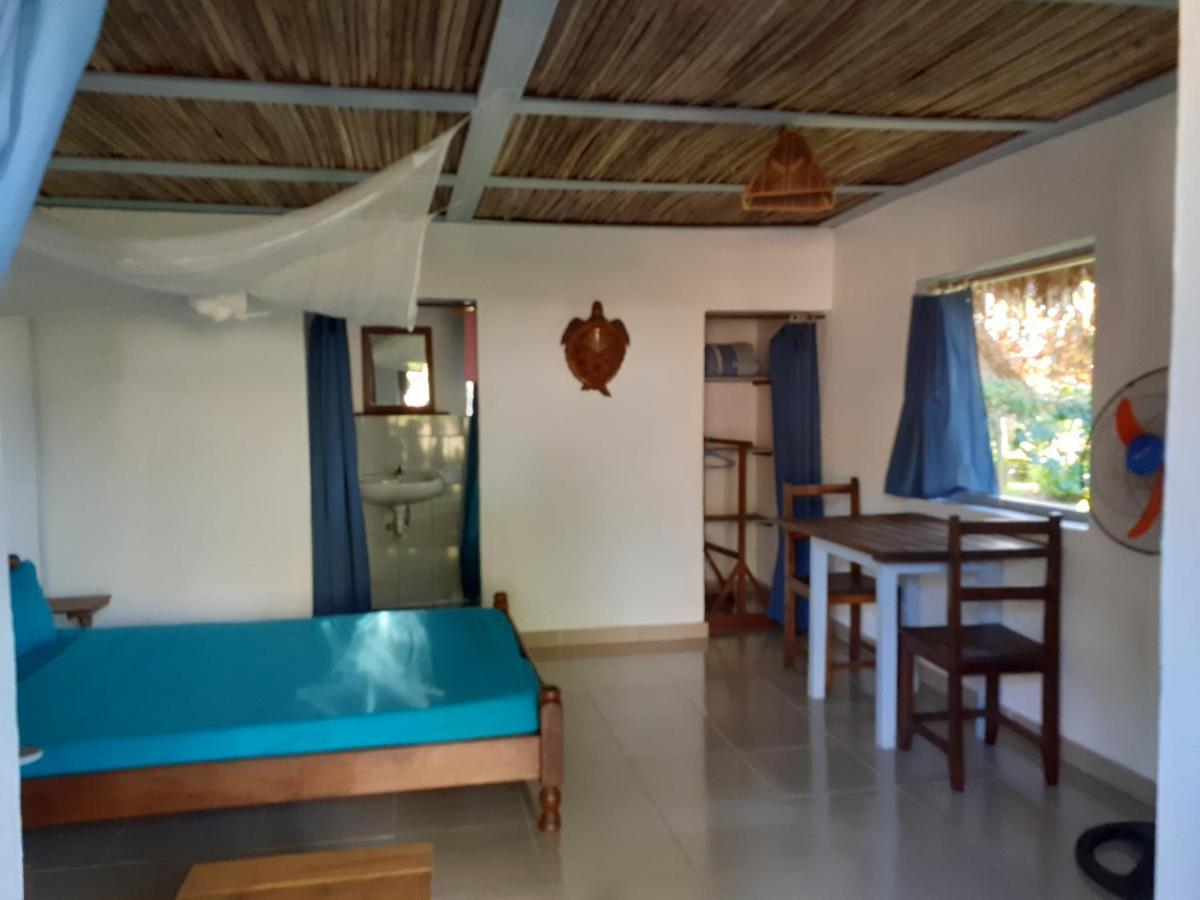 Cathy Patrick Hotel Foulpointe Екстериор снимка